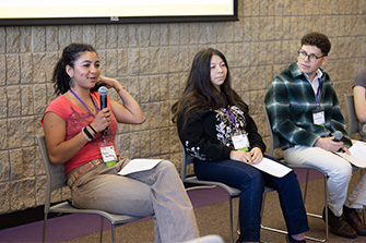 Student panel discusses AI in the classroom.